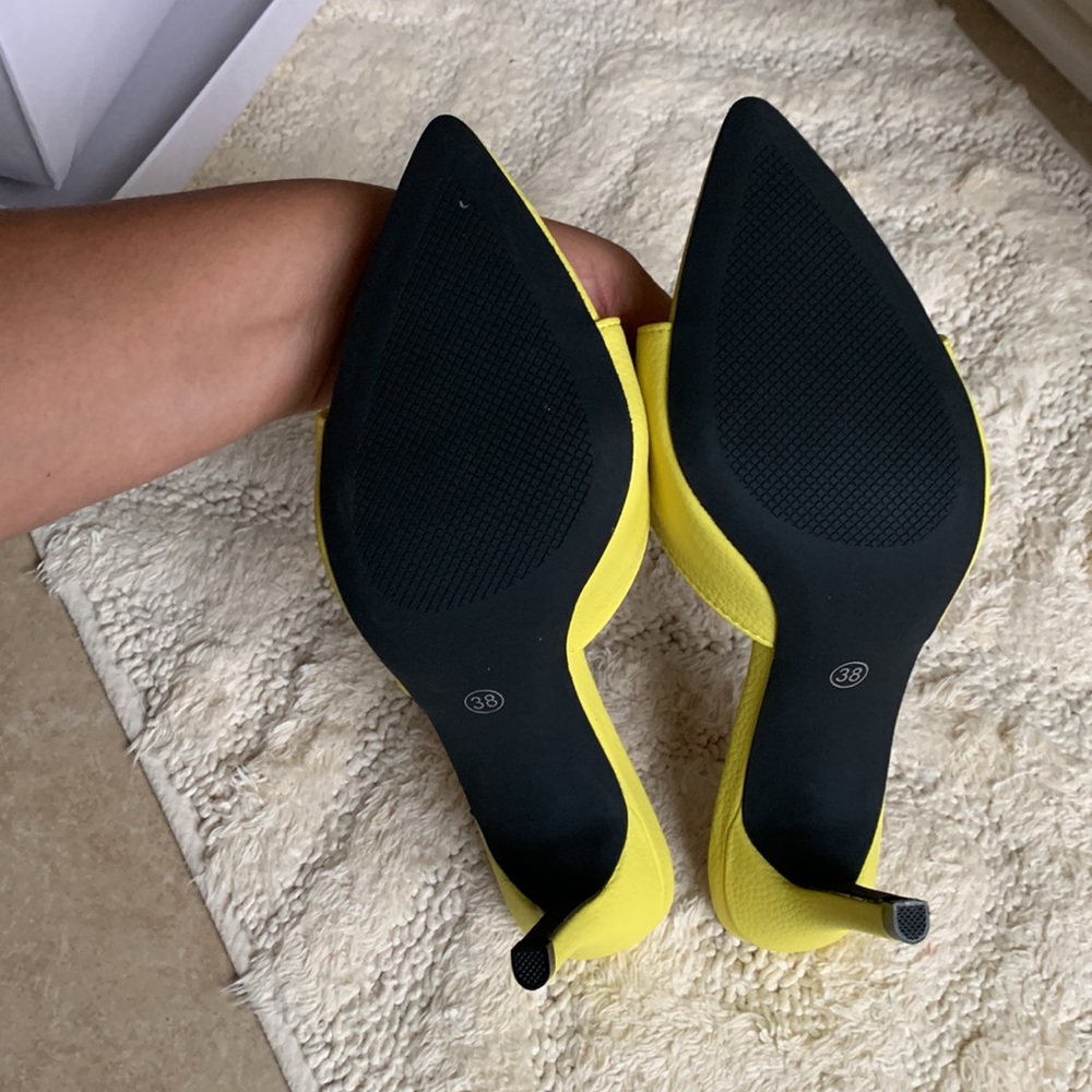 Beautiful sandals - Picture 5 of 7